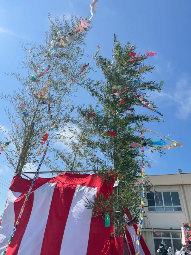 こんにちは☺️至 ITARUです😊
２学期がスタートし、２週間が経とうとしております☺️まだまだ日中は暑い日が続いておりますが、体調管理に注意しながら、皆様が２学期の良いスタートを切れることを願っております🙇‍♀️
さて、今年の夏休みも日々の学習活動はもちろんのこと、地域行事にも参加させていただき、良い経験を積むことができました💪
８／２２（土）に開催された「西岐波ふれあい夏まつり」では、ポップコーンとカラフルサイダーの販売をさせていただきました🍿準備段階から、小学生から高校生までの至生で、力とアイデアを出し合い活動をすることができました。初めて経験することがある中でも、お互いに考えを出し合い、支え合って活動する姿には感心させられました☺️そして何より、たくさんの笑顔がテント内に溢れていたのが印象的な1日でした😊
今年もたくさんのご来場、ご来店いただきありがとうございました。そして、出店に際しましてご協力いただき、このような経験をさせていただきました、西岐波ふれあい夏まつり実行委員の方々に厚く御礼を申し上げます🙇‍♀️いろいろな方々の支えがあって、このような活動をさせていただけることを大変ありがたく感じております。改めましてありがとうございました🙇‍♀️

今回のお祭りの売り上げ金につきましては、１０月にレクリエーションをさせていただく予定となっております。今年はBBQをさせていただく予定です🍖
今後も勉強はもちろんのこと、「人とのつながりの中で学びを深めていける場」を目指して、尽力いたします🙇‍♀️今後ともどうぞよろしくお願いいたします🙇

現在、生徒受付をしております💁‍♀️ 至では、小学4年生から高校3年生までを対象にさせていただいております😊
今年度もたくさんの方々にご入会いただいておりますことを、ありがたく思います🙇 お席の方が残りわずかとなってまいりました。ご希望の曜日、コース等がございましたら、お早めにご連絡をいただけますとありがたく思います☺️
また、ご不明な点がございましたら、ご連絡をいただければと思います。
至 ITARU では、本教室の学習スタイルを、まずは無料で体験していただけます。 お気軽にお問い合わせください😊
「至 ITARU」の詳しい教室情報は、LINE公式アカウントにご登録ください。 資料を返信させていただきます😊
お電話でのお問い合わせ 070-4486-7496 も対応させていただいております。
お気軽にご連絡いただければと思います🙇‍♀️
また、本教室のホームページもございます☺️ 本教室の取組についてご紹介させていただいております。 こちらのお問い合わせフォームからのお問い合わせも可能ですので、ご利用いただければと思います☺️

LINE公式アカウントご登録はこちらへ ➡️https://lin.ee/DLrmrHW

ホームページはこちらへ ➡️https://studyroomitaru.com

#至 #宇部市 #西岐波 #塾 #学び放題